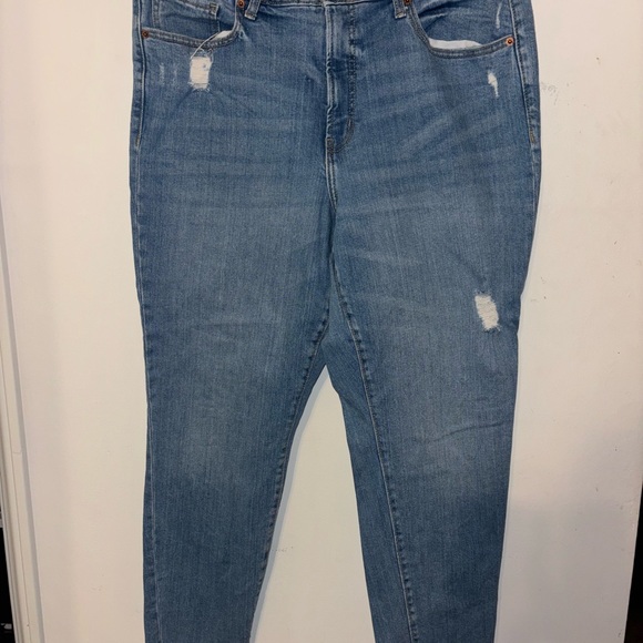 Old Navy Denim - Old Navy Distressed Light Blue OG straight jeans